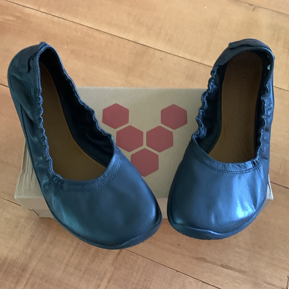 Vivobarefoot Women's  Ballet Flats